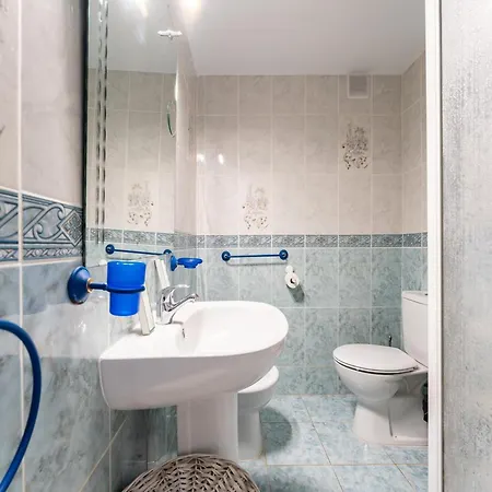 Seaside Escape In Benalmadena Apartment *