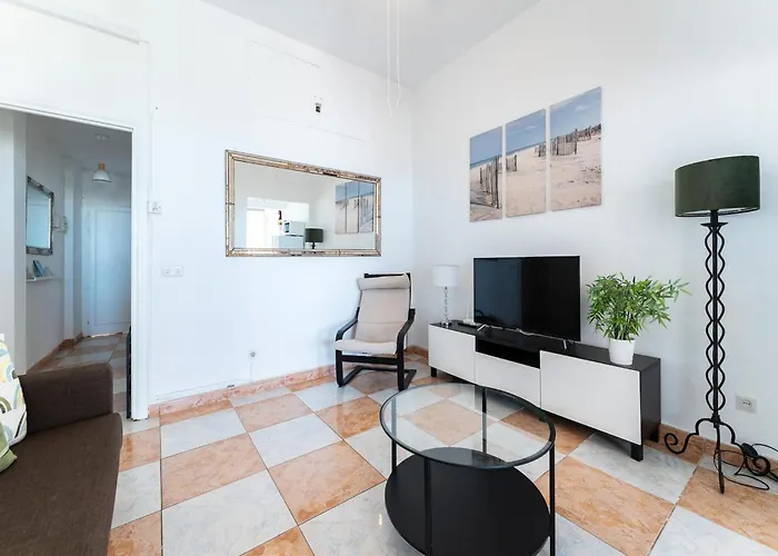 Seaside Escape In Benalmadena شقة مالقة