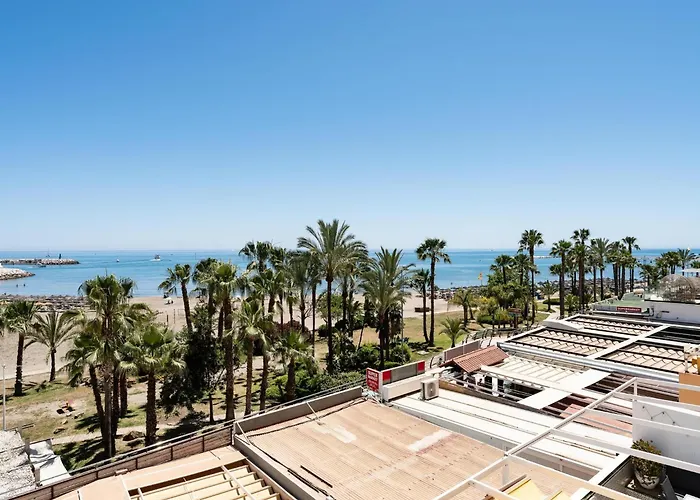 Seaside Escape In Benalmadena شقة مالقة